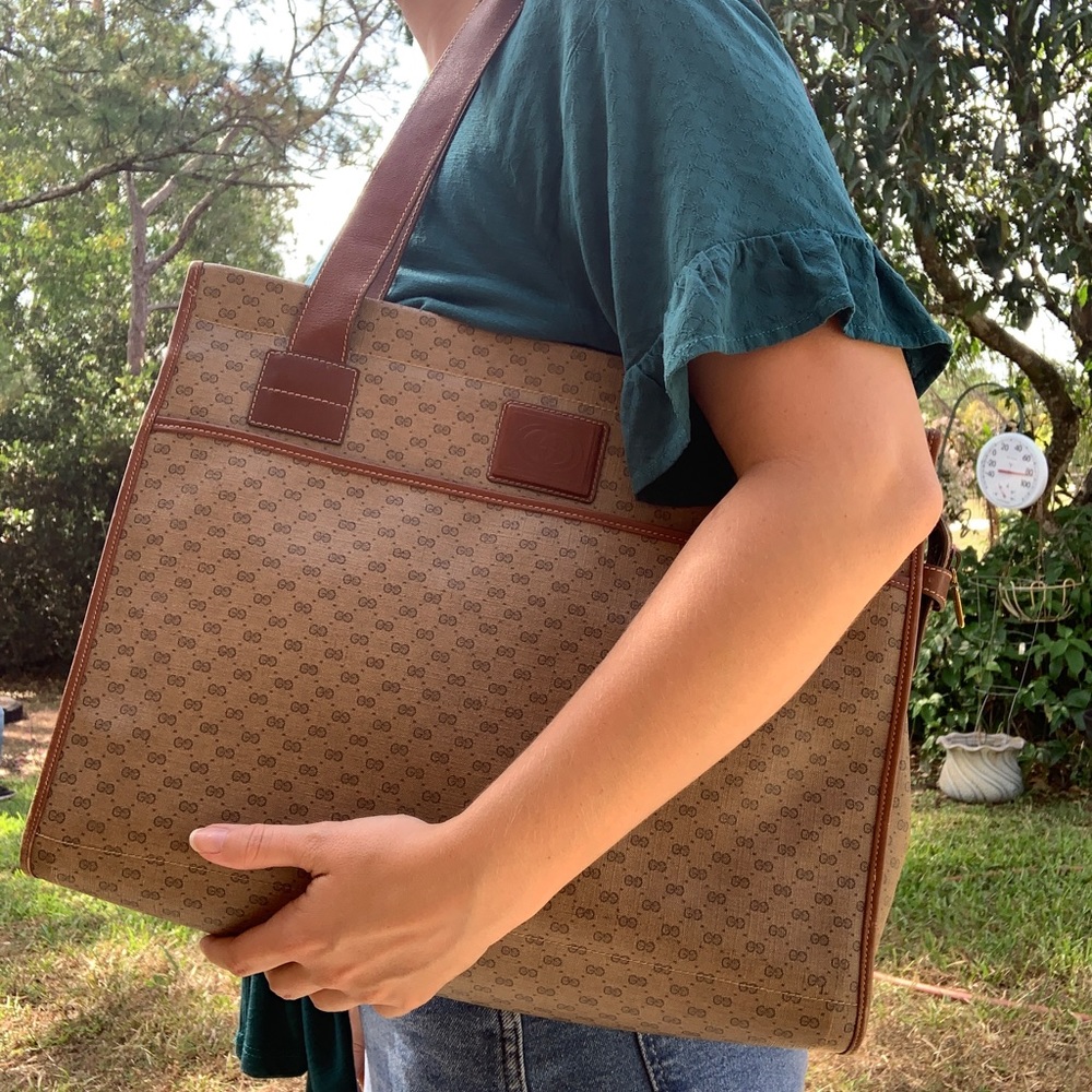 Authentic Vintage Gucci purse